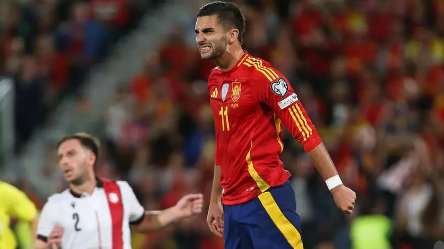 La contracrónica del España-Georgia: un Ferran hiperactivo