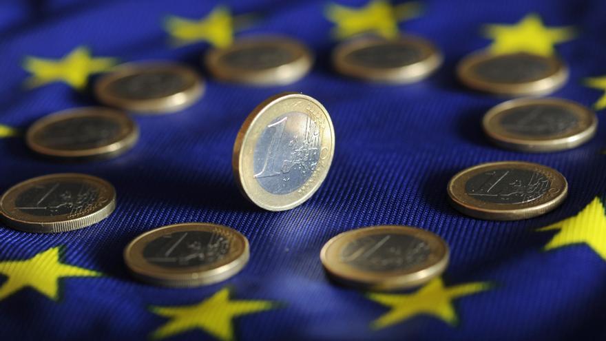 La eurozona emerge de la recesión con un crecimiento del PIB del 0,3%.