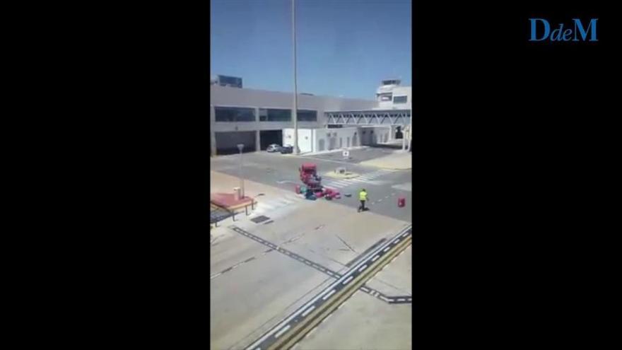 Maltrato a las maletas en el aeropuerto de Ibiza