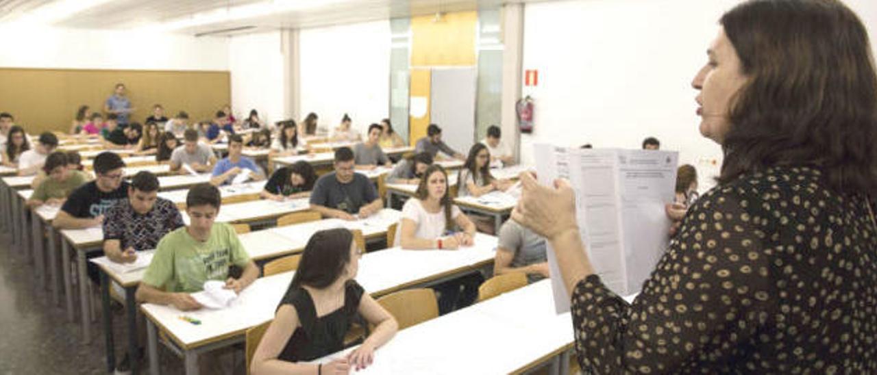 La reválida se hará en la universidad