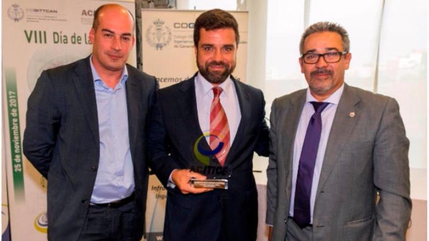 Acto de entrega del premio ACITICS 2017 al Cecoes 112.