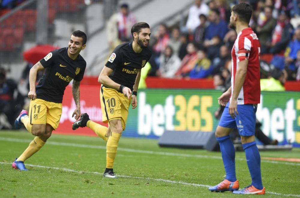 El partido entre el Sporting y el Atlético de Madrid, en imágenes