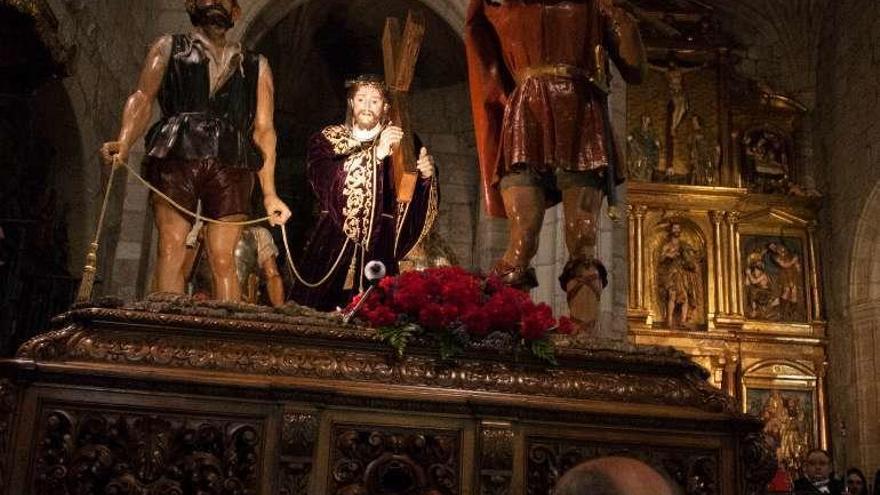 Paso de Jesús camino del Calvario.