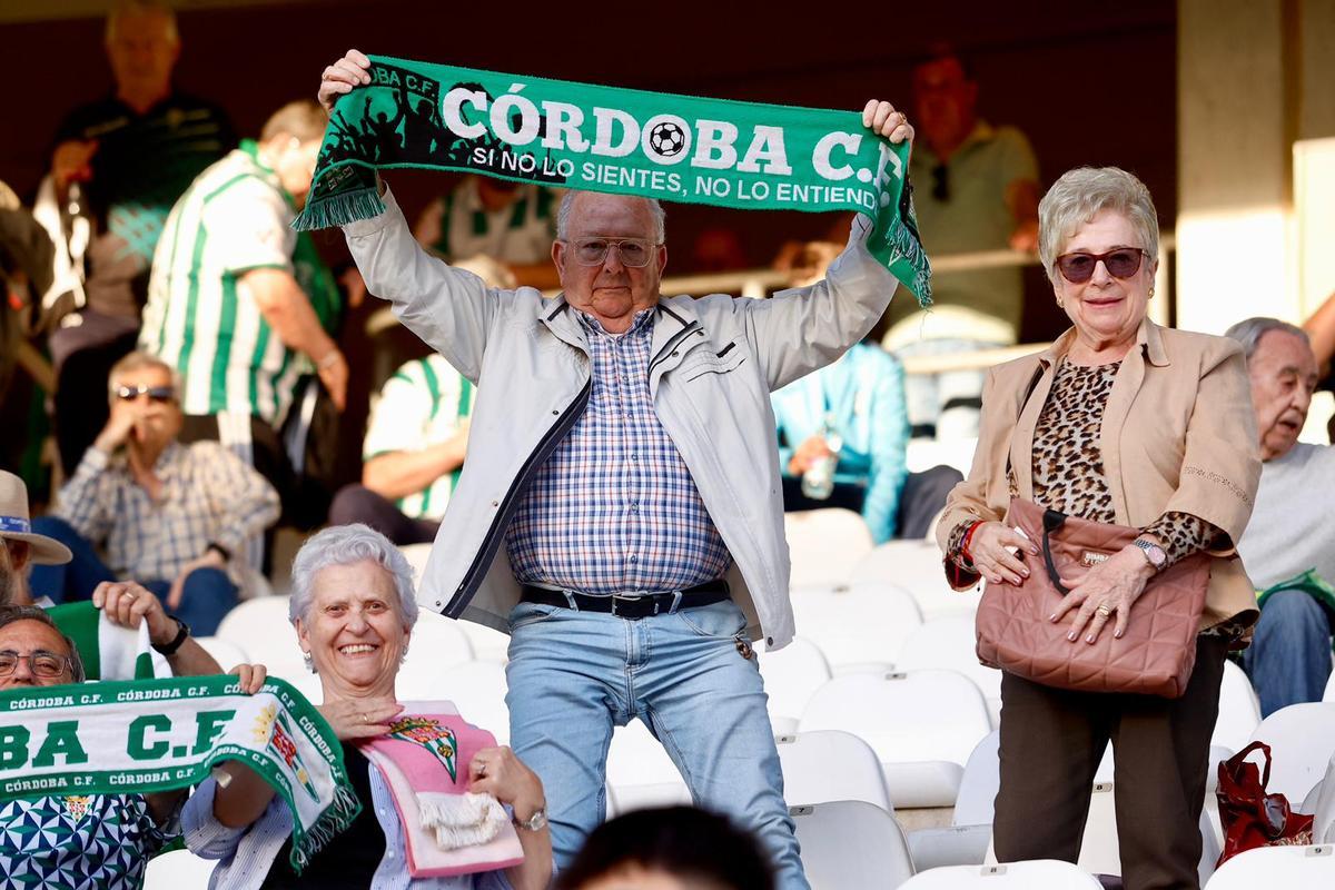 Córdoba CF-Albacete | Las imágenes de la afición en El Arcángel