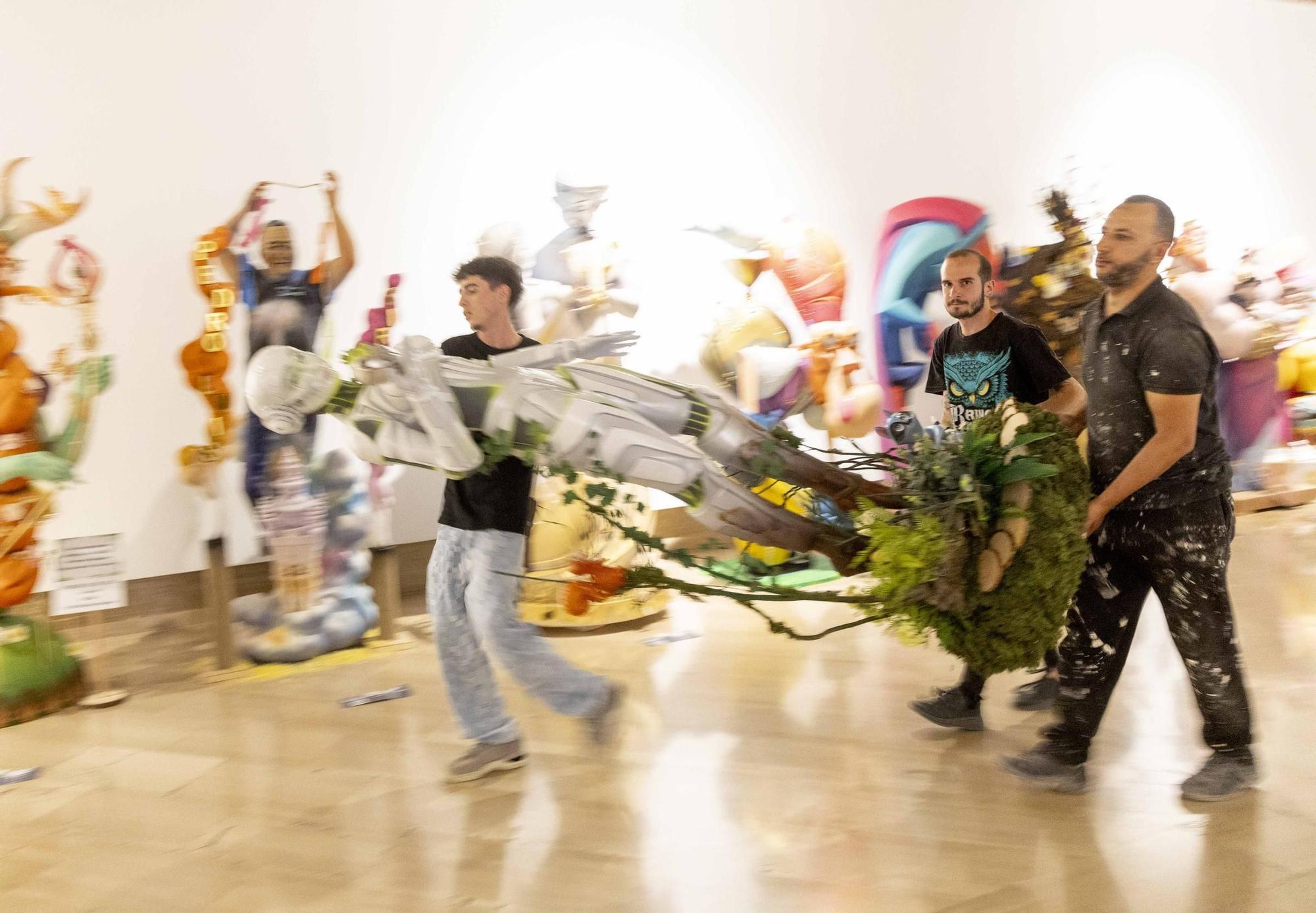 La exposición del Ninot, un homenaje a Pedro Luis Sirvent