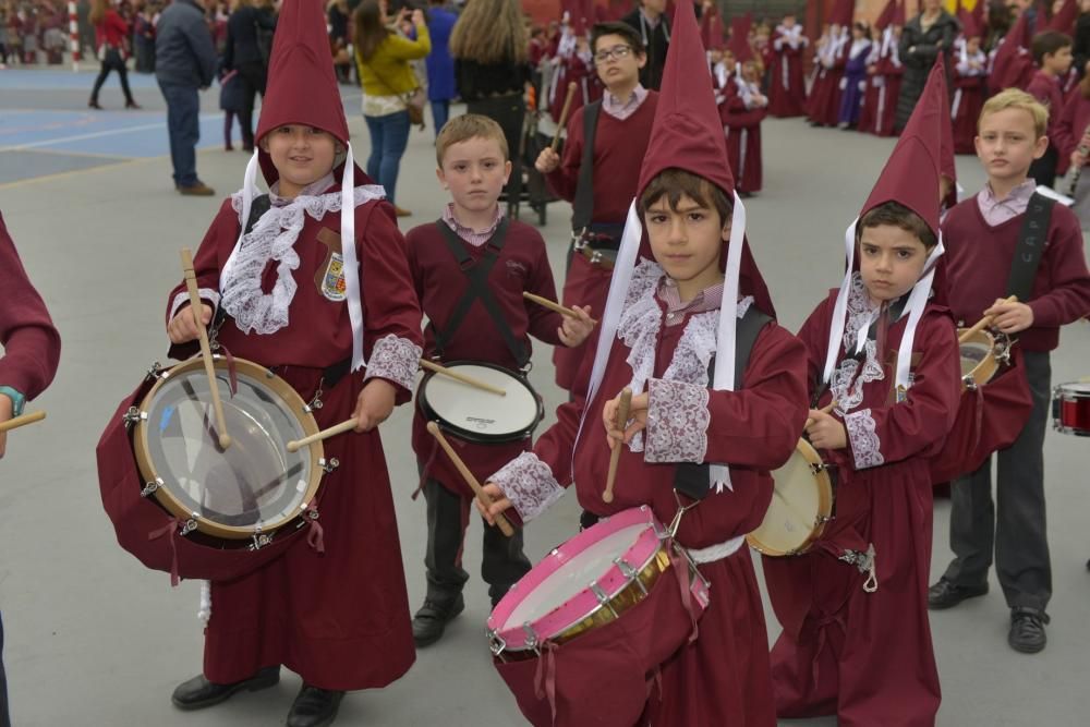 Procesión de los alumnos de Capuchinos