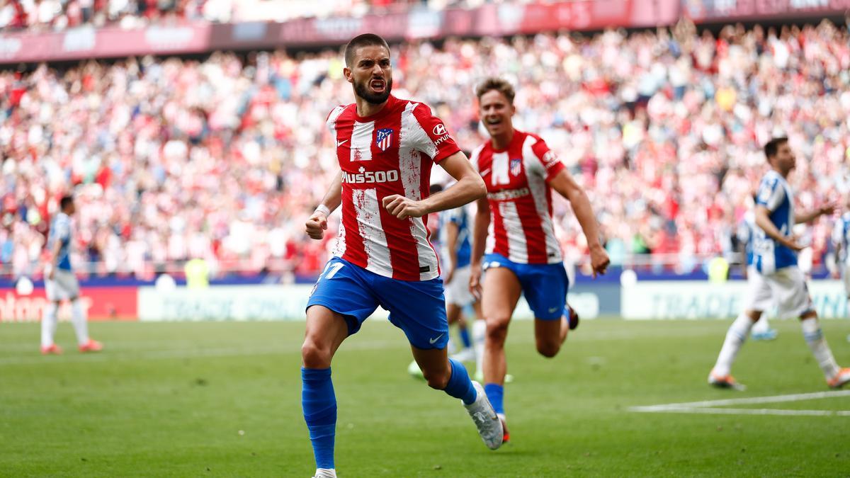 Yannick Carrasco celebra un gol con el Atlético