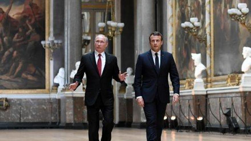 Putin i Macron al palau de Versalles