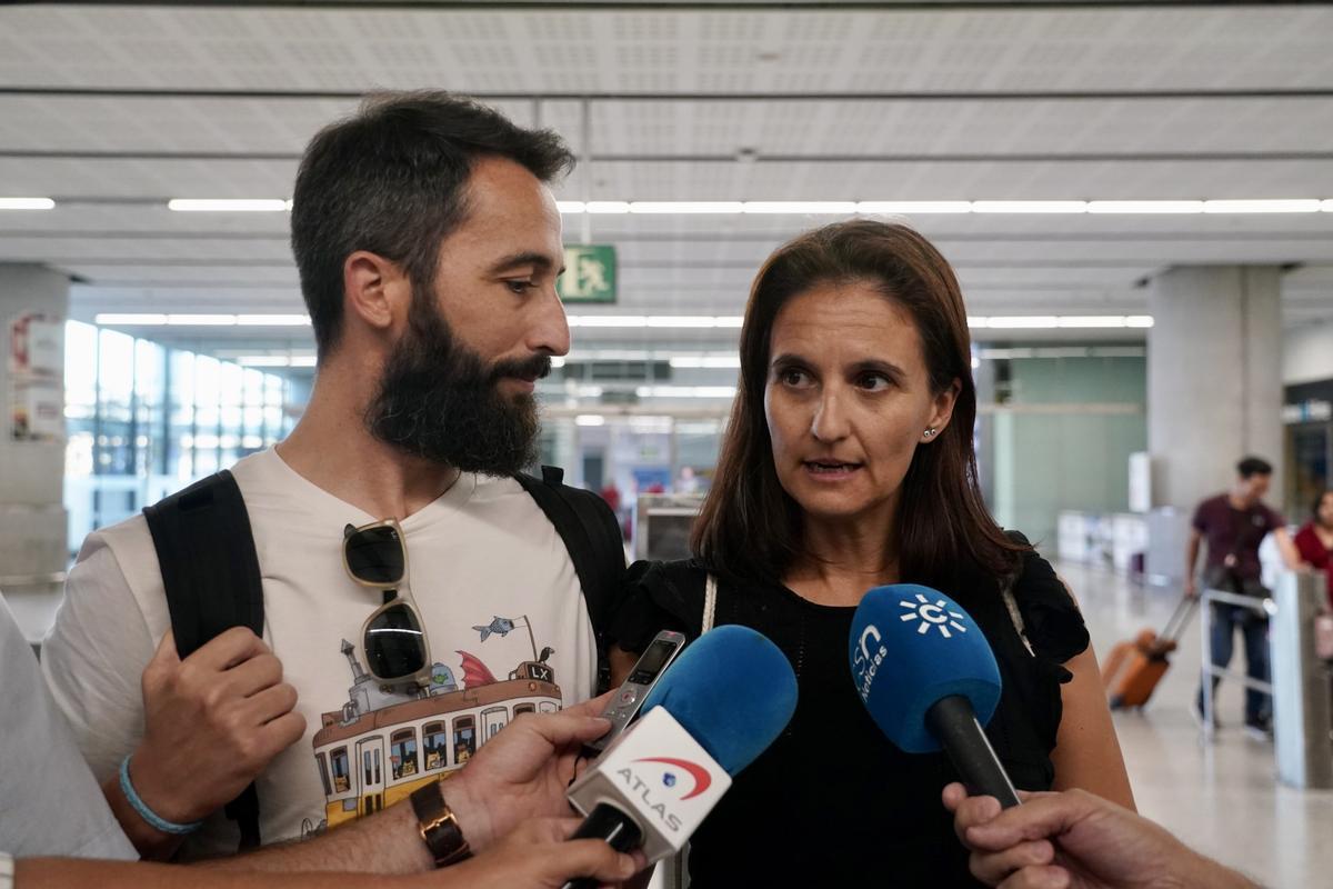 Cristina y Fran ya están en Málaga tras tener que huir de Israel