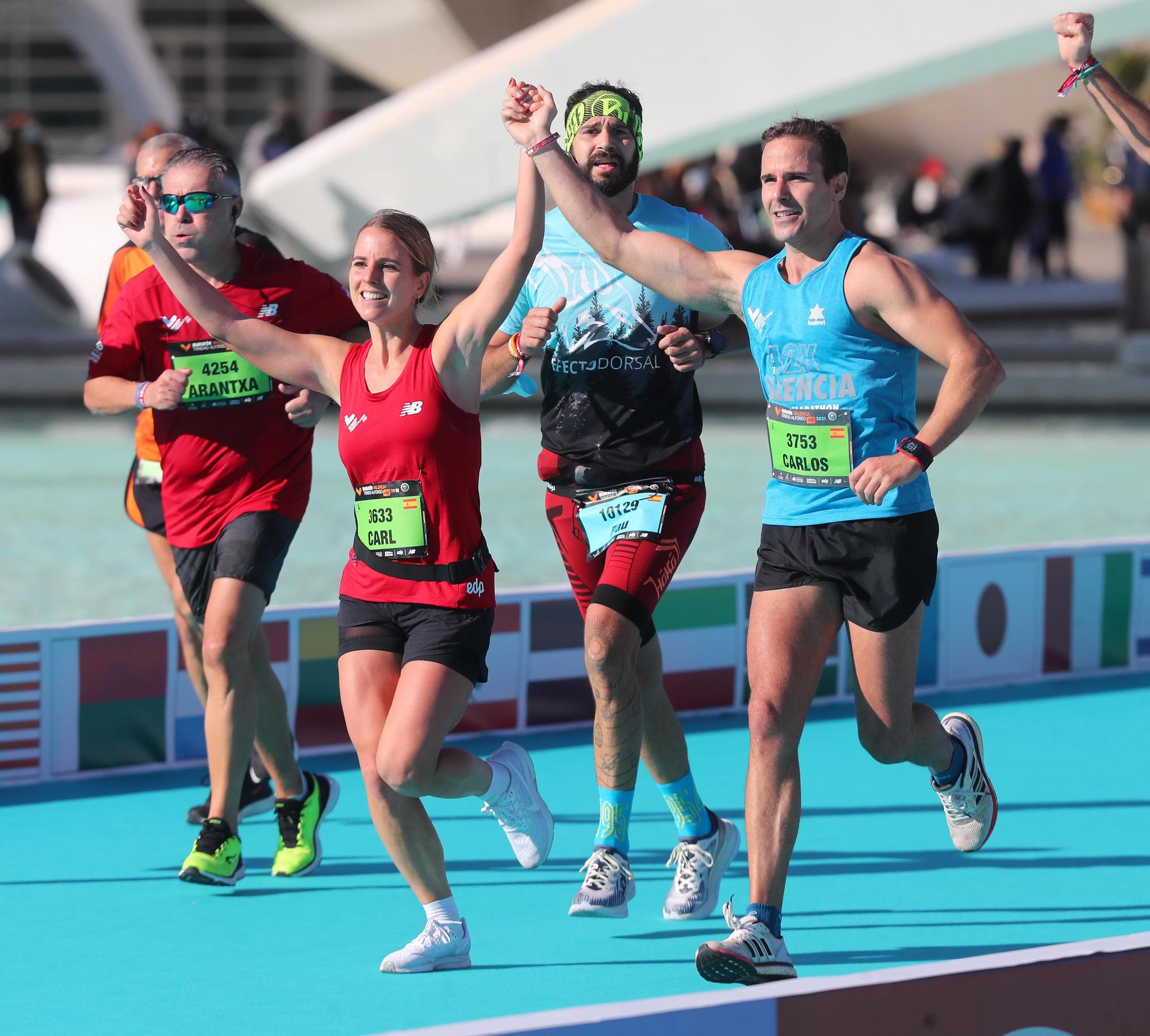 ¡Busca tu foto! Llegada del Maratón Valencia 2021