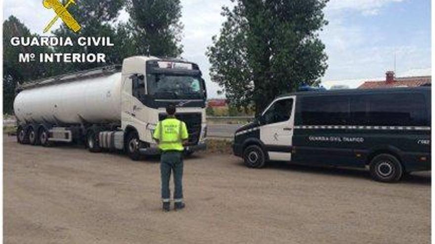 Detenido en Teruel un camionero por septuplicar la tasa de alcohol permitida