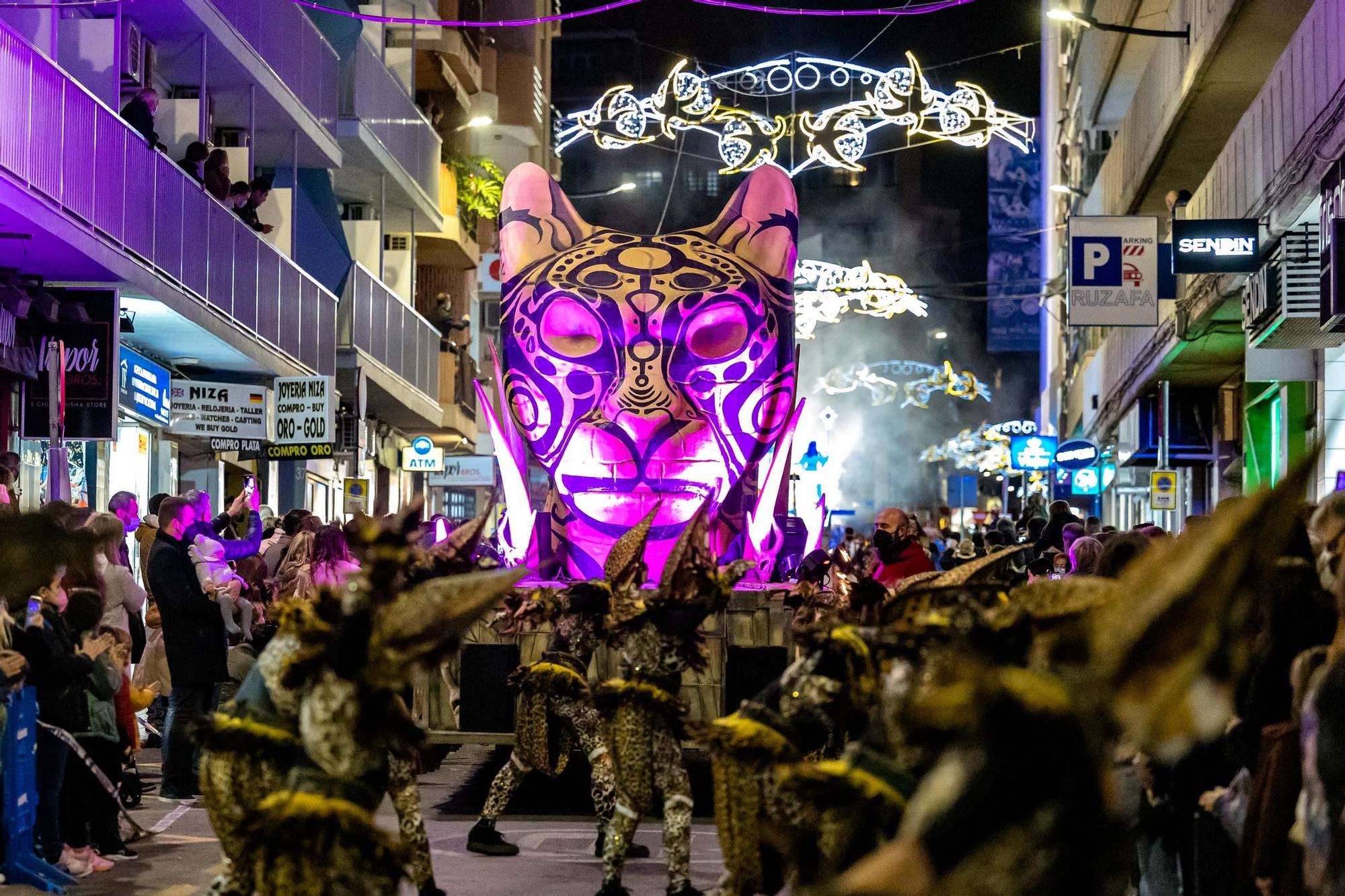 Los tres Reyes Magos fueron recibidos en el auditorio Julio Iglesias del Parque de L'Aigüera.