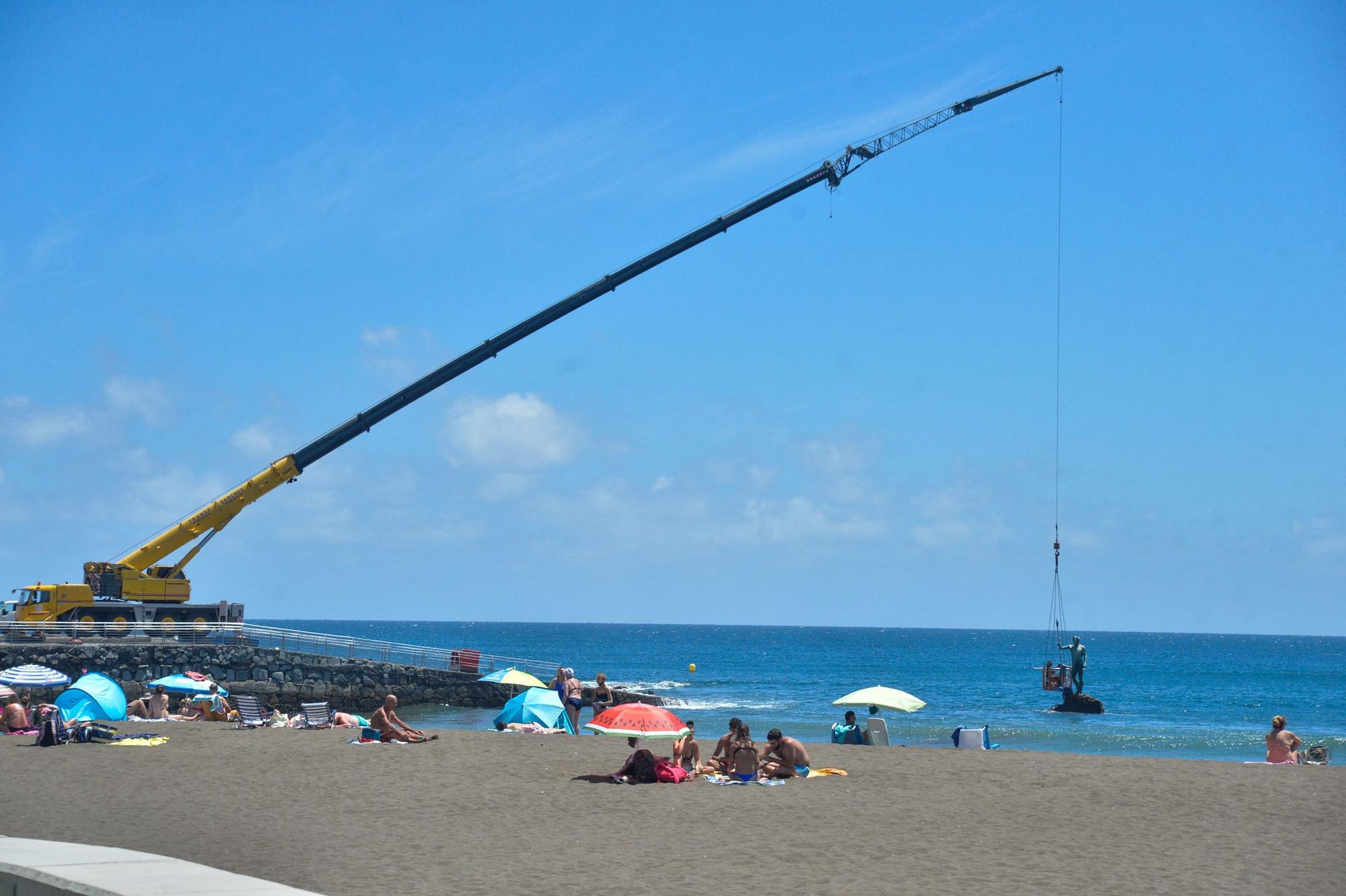 Arreglo de la escultura Neptuno