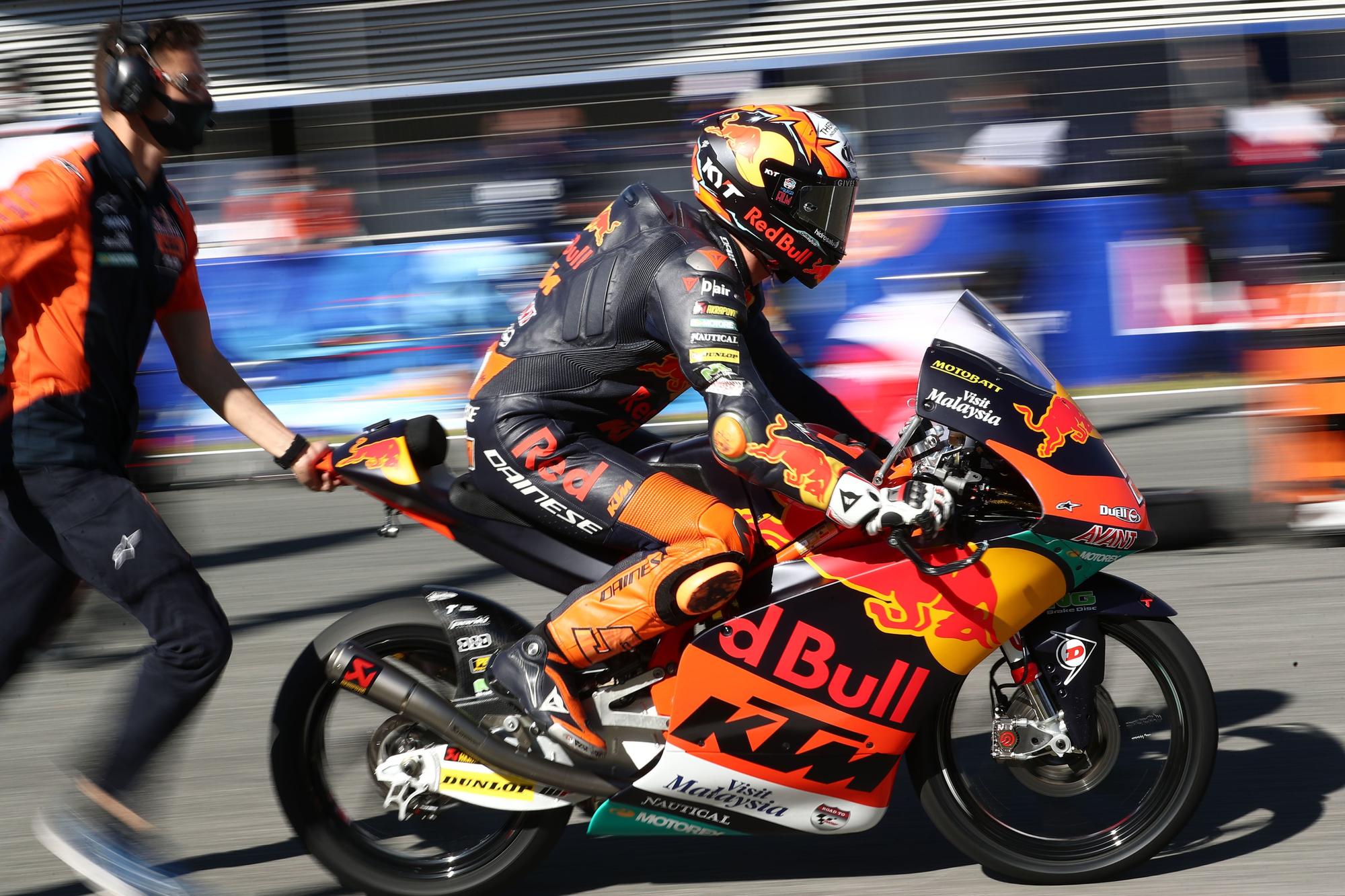 Pedro Acosta gana el Gran Premio de España