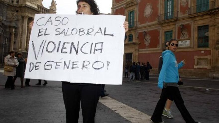 Actos por el Dia Contra la Violencia de Genero en la Plaza del Cardenal Belluga