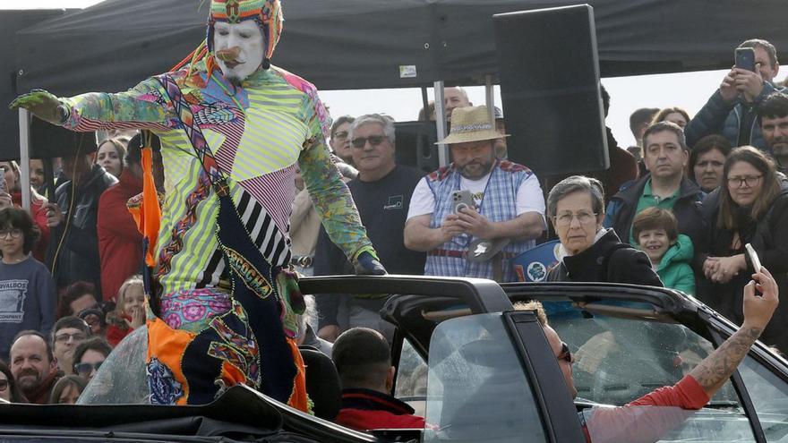 Praia América se parte de risa con Karcocha