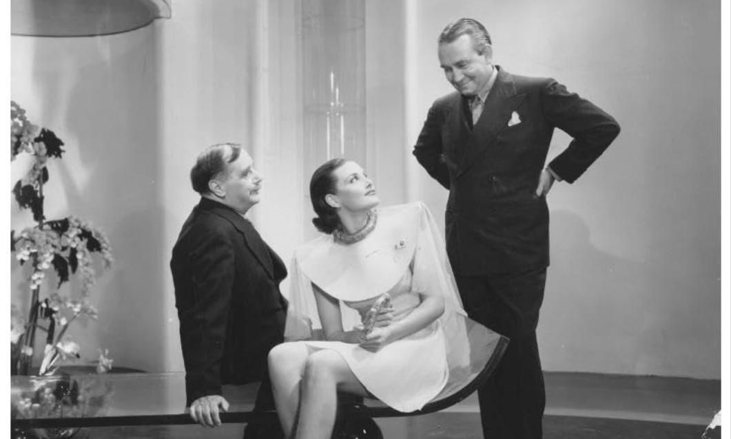 Fotograma de 'La vida futura' (1936), película basada en un rato de H.G. Wells que inspiró a la escritora de ciencia ficción Myrtle 'Morojo' Rebecca Douglas a inventar algo parecido al 'cosplay'.