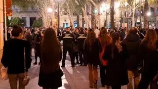 El Ayuntamiento firma con la Policía Local un plan de Navidad con pluses de hasta casi 600 euros por festivo