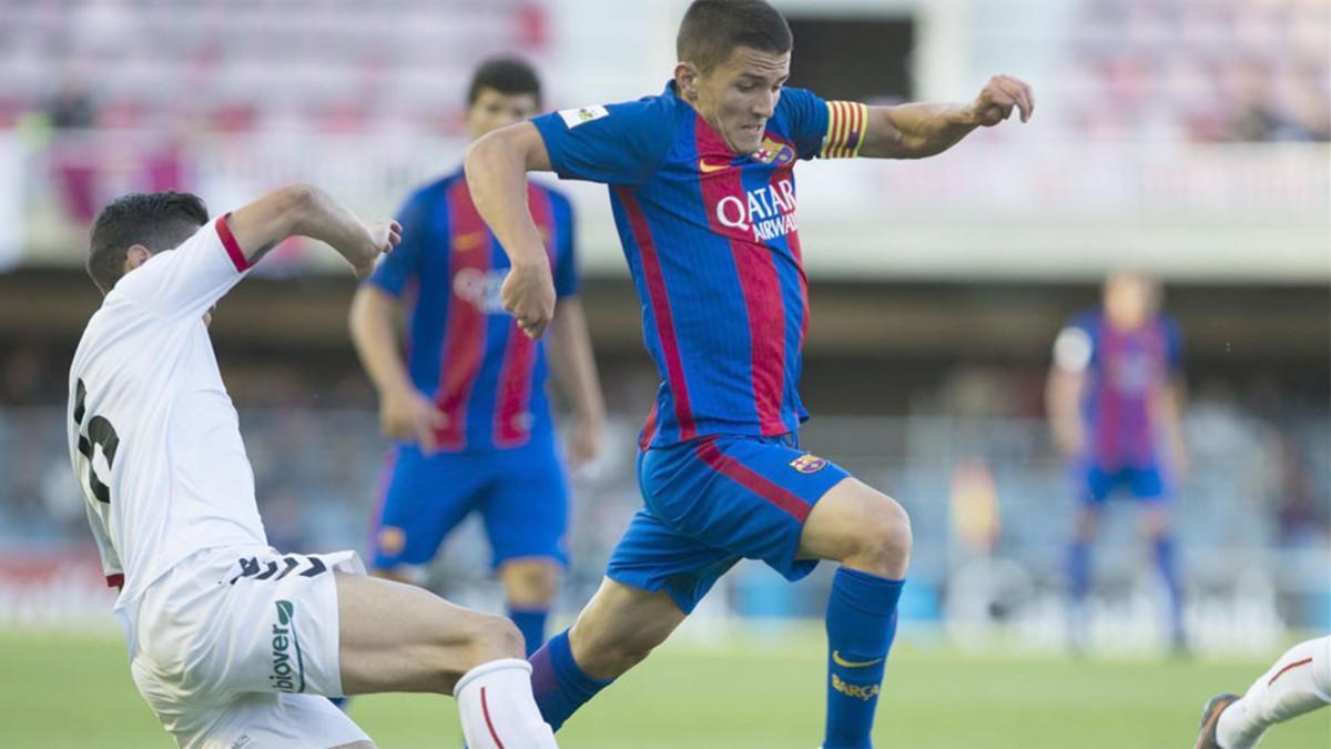 Sergi Palencia seguirá luciendo el brazalete de capitán