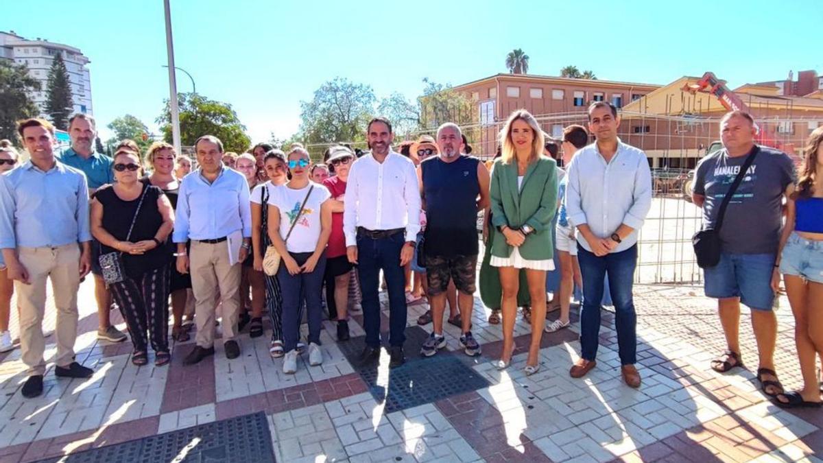 Dani Pérez, en la visita del PSOE al CEIP Antonio Machado. | L.O.