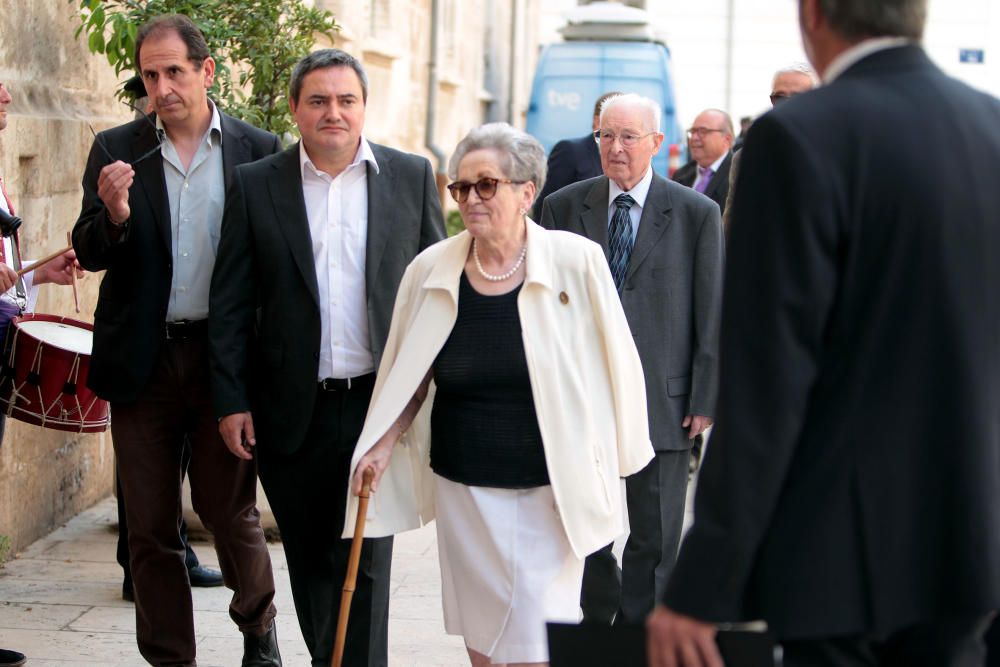 Recepción en la Generalitat tras la toma de posesión de Ximo Puig