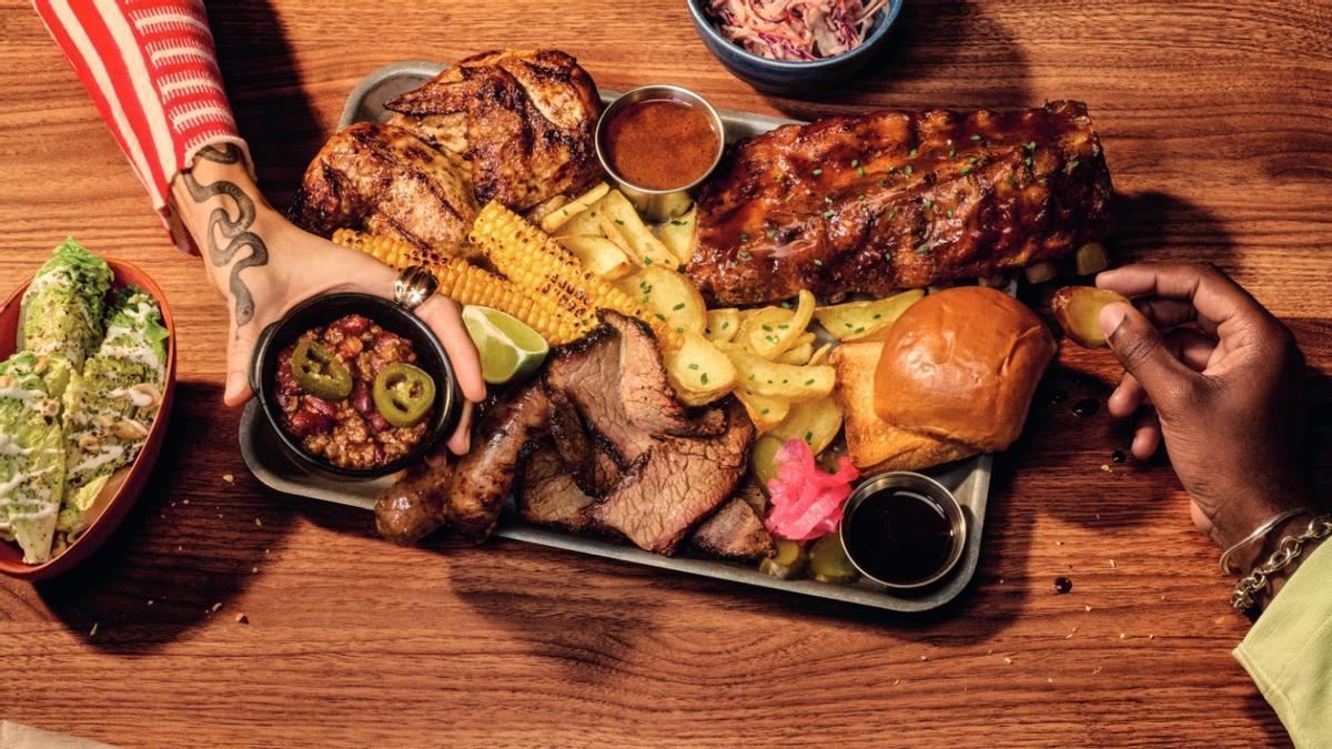 Fosters Hollywood busca al nuevo su nuevo "probador oficial de barbacoa"
