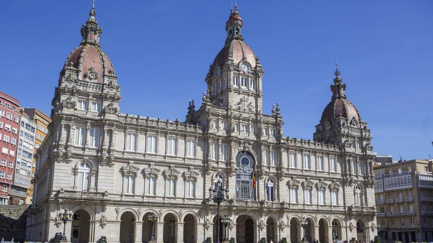 El importe de las facturas irregulares del Concello de A Coruña sube un 64% hasta los 32,7 millones de euros