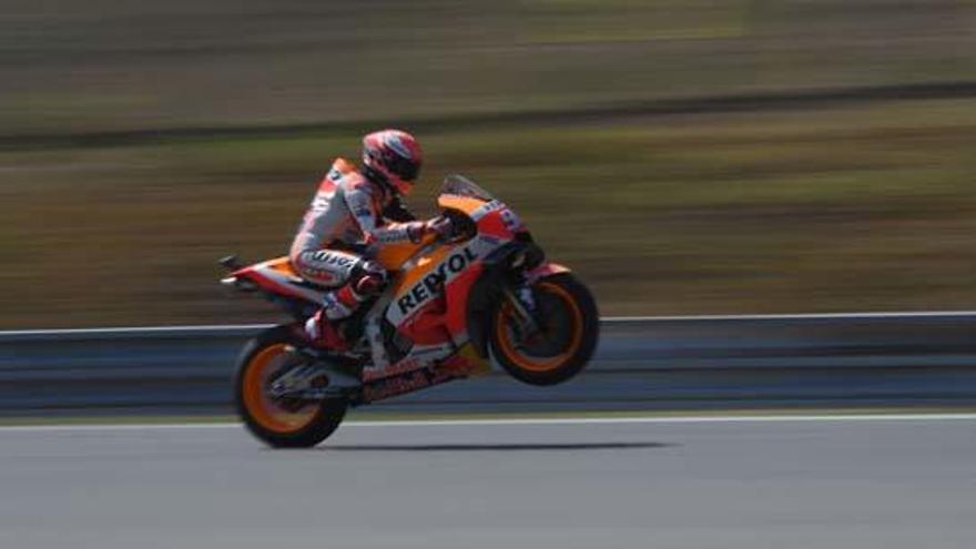 Marc Márquez en los entrenamientos libres de Brno.