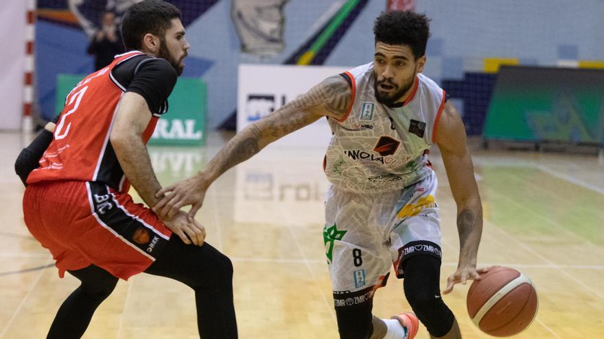 Robert Harris II, durante el encuentro entre el Zamora Enamora y el Basket Navarra en el Ángel Nieto.