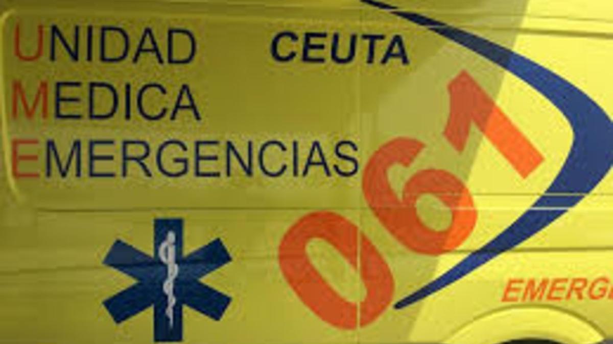 Un ambulancia de Ceuta.