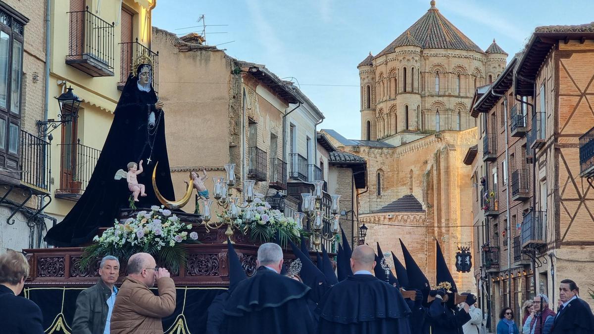GALERÍA | Toro arropa a la Virgen de la Soledad