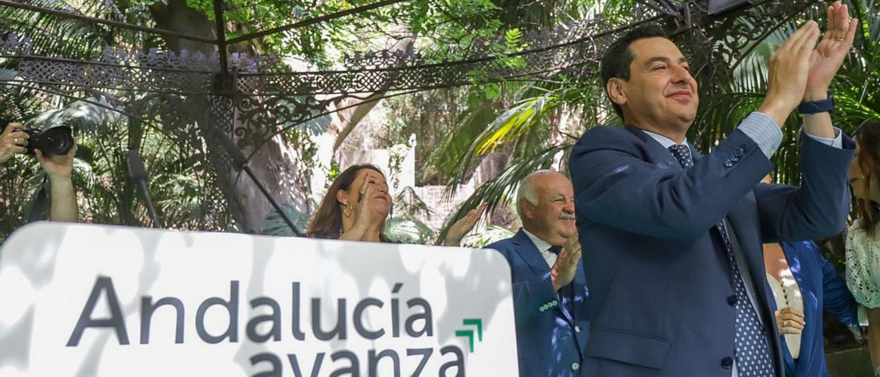 Juanma Moreno en un acto.