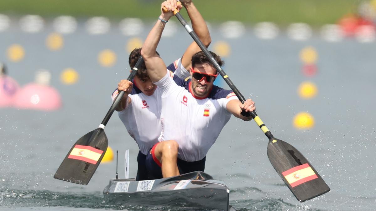 Moreno y Domínguez en la semifinal de C2 500 m.