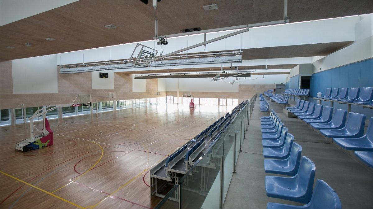 Un polideportivo municipal de L'Hospitalet de Llobregat.