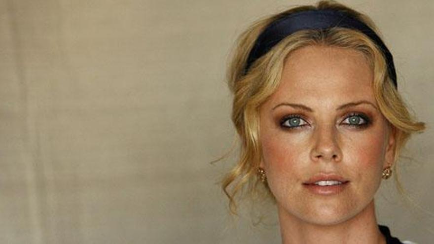 La actriz sudafricana Charlize Theron.