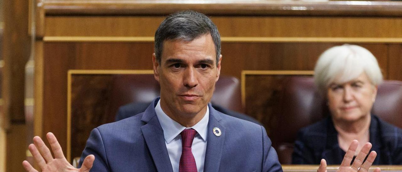 El presidente del Gobierno, Pedro Sánchez, interviene durante una sesión plenaria en el Congreso de los Diputados.