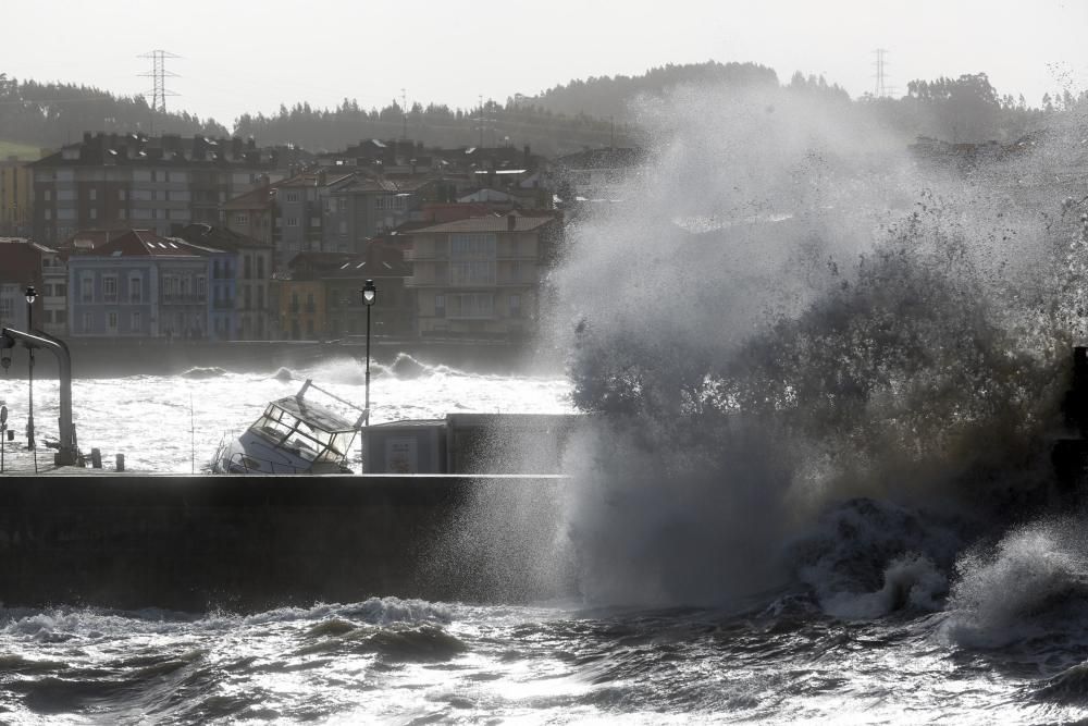 El temporal deja huella en la costa gozoniega