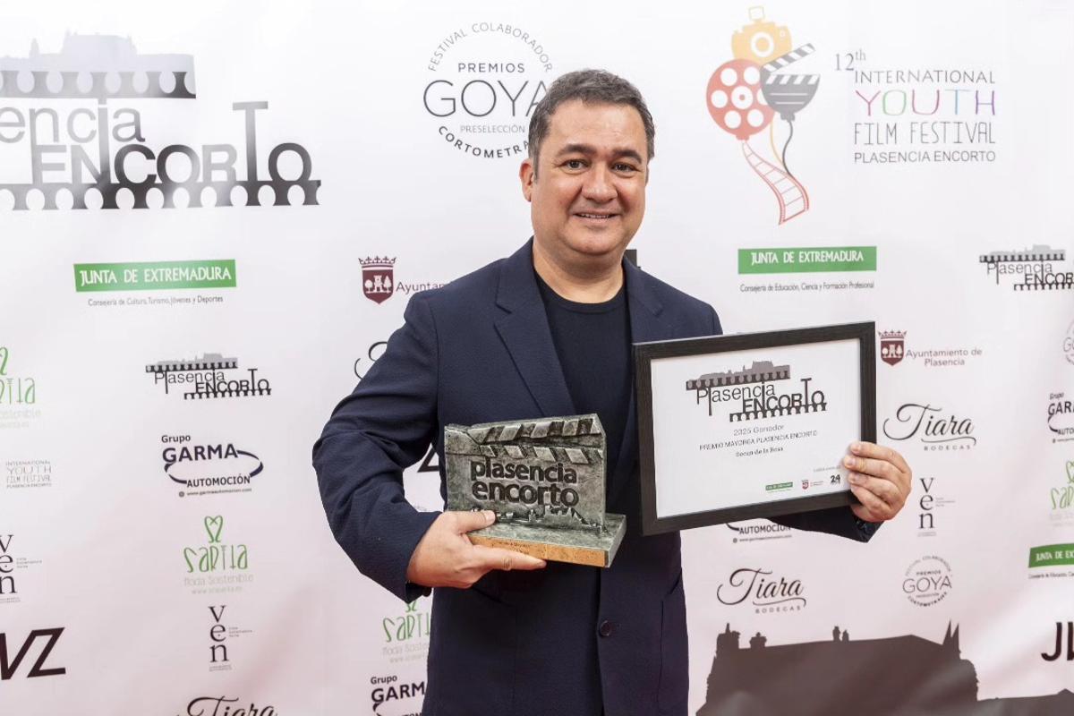 Secun de la Rosa (foto), Edu Soto o Pedro Casablanc, en la programación del Alkázar de Plasencia.