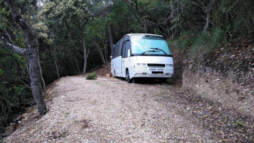 Kleinbus als Wohnung: Inselrat von Mallorca legt Fahrzeug still