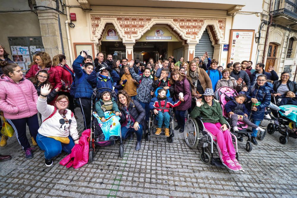 Tirisiti anuncia la Navidad desde Alcoy