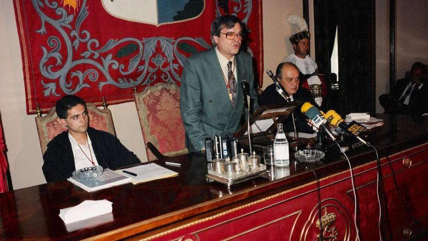 Alcaldes democráticos de Zamora. Con letras mayúsculas