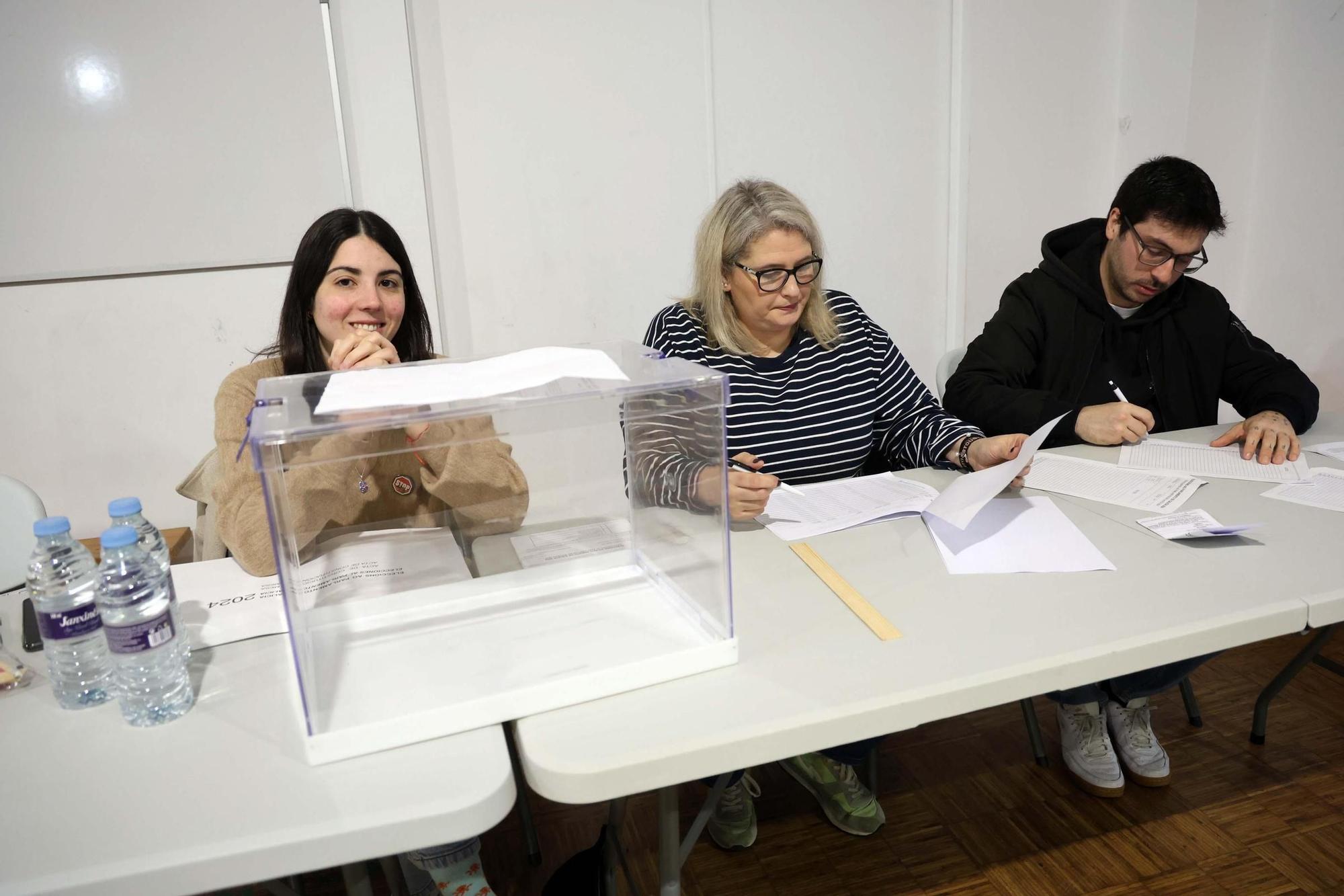 Así transcurrió la jornada electoral del 18-F en O Salnés.