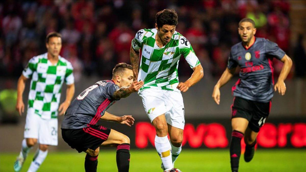 El Benfica sudó tinta para remontar al Moreirense