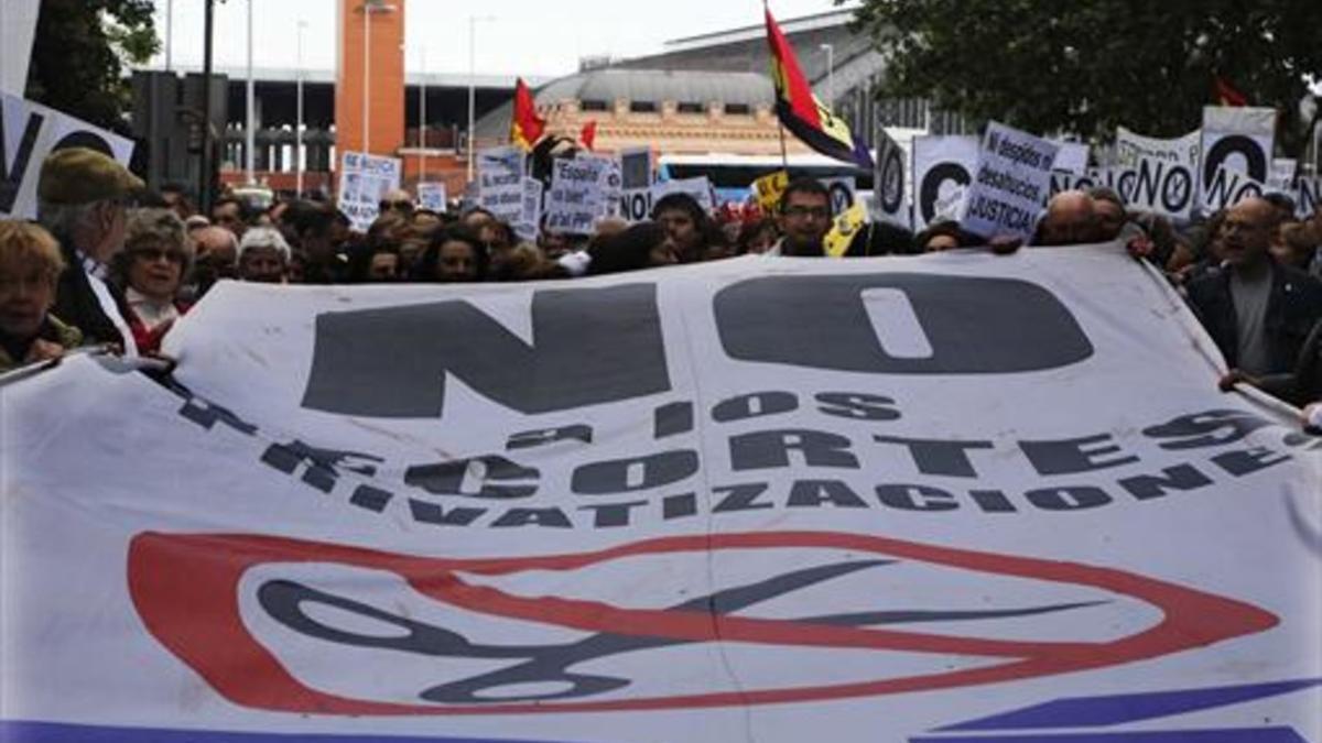 Manifestación de protesta por los recortes en sanidad y educación celebrada en Madrid en el 2014.