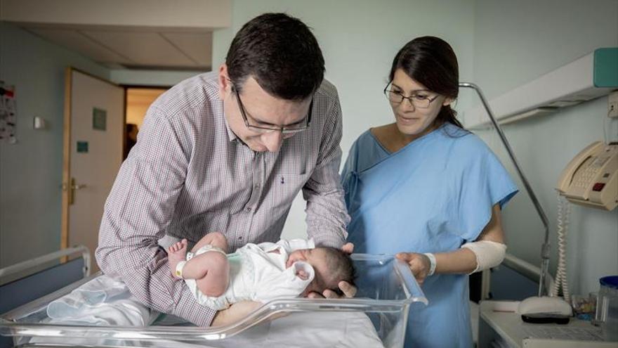 La zaragozana Carolina María, primer bebé en España del 2019