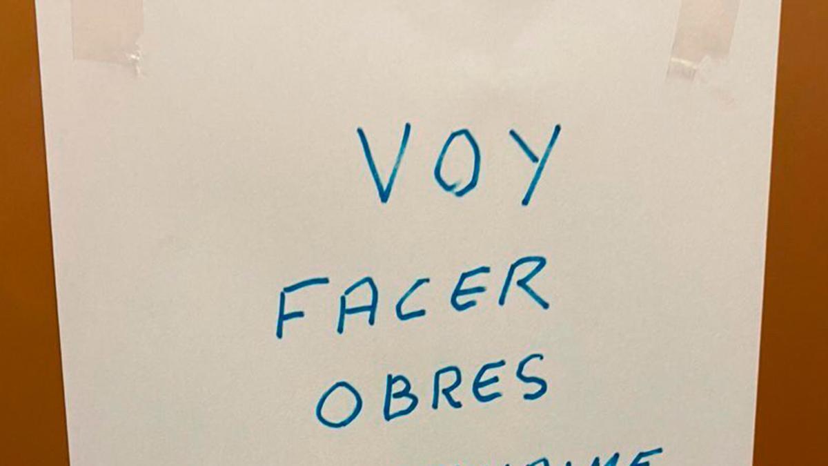 Avisa de que va a hacer obras en casa con un cartel en asturiano y recibe dos respuestas que se han vuelto virales