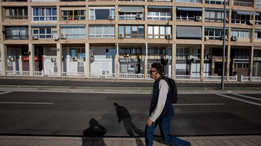 Alicante y Elche abren la mano para que locales cerrados por la crisis se conviertan en viviendas de alquiler