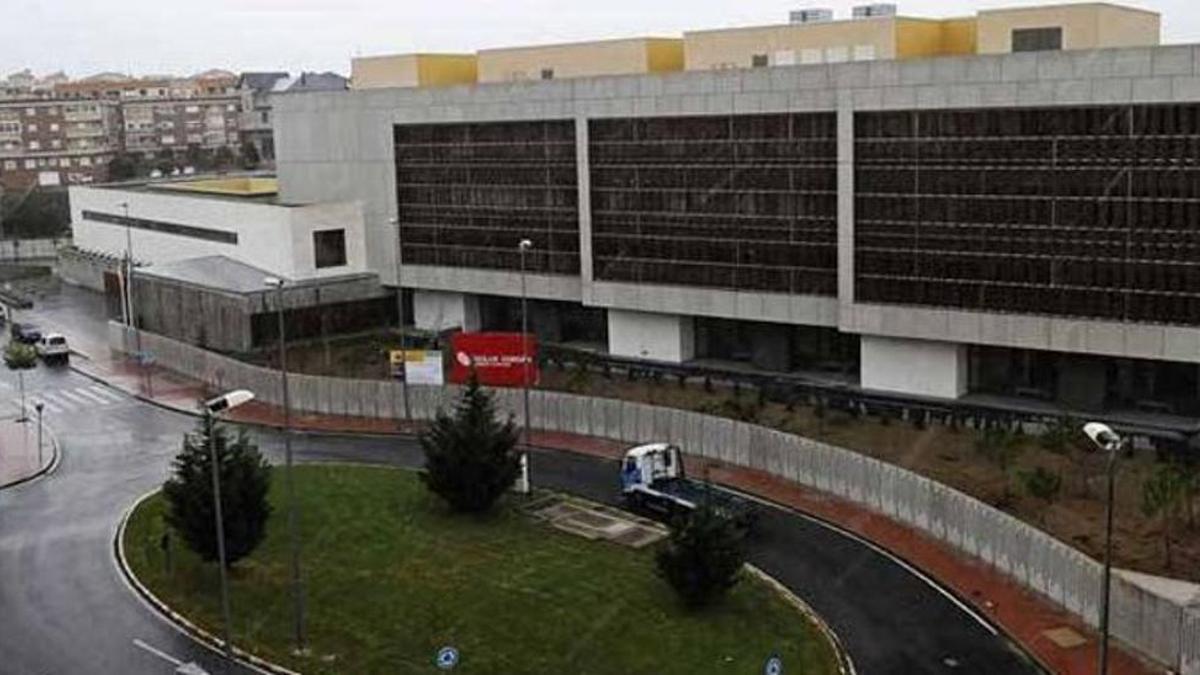 Investigado en los juzgados por robo y amenazas a tres policías nacionales en Plasencia.