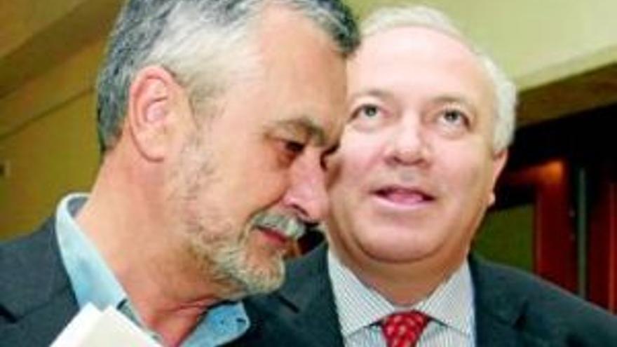 Zapatero no despeja la incógnita de la candidatura de Moratinos