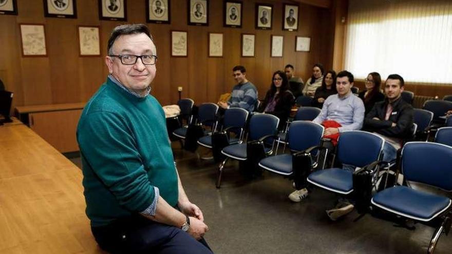 Alberto Sastre, encargado de presentar el concurso.